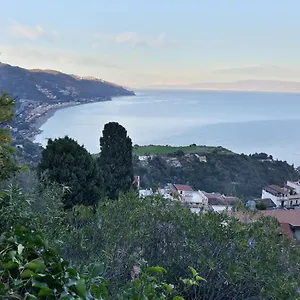 https://fl-a-taormina.taorminaitalyhotels.com
